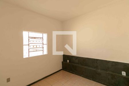 Quarto de casa para alugar com 1 quarto, 50m² em Glória, Belo Horizonte
