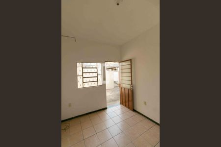 Sala de casa para alugar com 1 quarto, 50m² em Glória, Belo Horizonte
