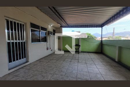 Terraço /Área de Serviço de casa para alugar com 3 quartos, 54m² em Cascadura, Rio de Janeiro