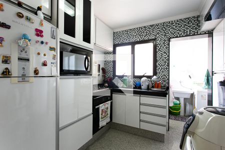 Cozinha de apartamento à venda com 3 quartos, 78m² em Vila Carrão, São Paulo