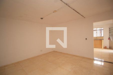 Sala/Quarto de casa para alugar com 1 quarto, 53m² em Vila Cruz das Almas, São Paulo