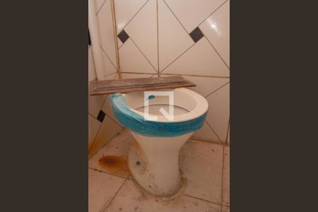 Banheiro de casa para alugar com 1 quarto, 53m² em Vila Cruz das Almas, São Paulo