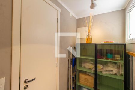 Banheiro de apartamento à venda com 2 quartos, 76m² em Igara, Canoas