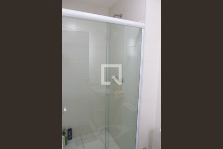 Banheiro de apartamento à venda com 2 quartos, 117m² em Jaguaribe, Osasco