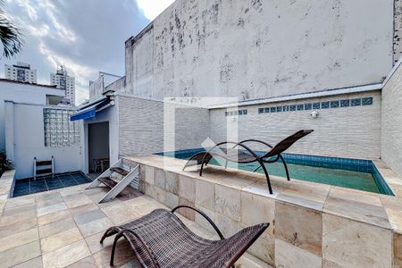 Área externa de casa à venda com 3 quartos, 250m² em Jardim da Gloria, São Paulo