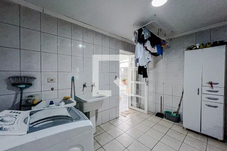 Área de Serviço de casa à venda com 3 quartos, 250m² em Jardim da Gloria, São Paulo