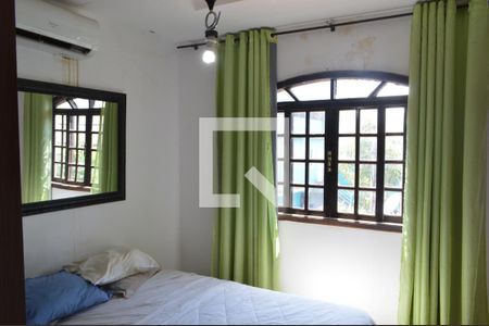 Quarto 1 de casa de condomínio à venda com 3 quartos, 200m² em Taquara, Rio de Janeiro