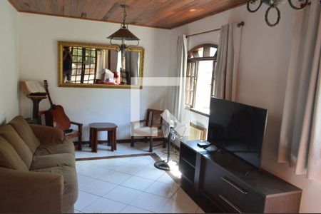 Sala de casa de condomínio à venda com 3 quartos, 200m² em Taquara, Rio de Janeiro
