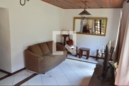 Sala de casa de condomínio à venda com 3 quartos, 200m² em Taquara, Rio de Janeiro