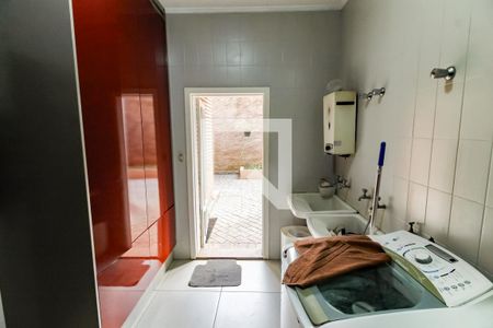Área de Serviço de casa à venda com 4 quartos, 360m² em Jardim Panorama, São Paulo