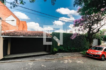 Fachada de casa à venda com 4 quartos, 360m² em Jardim Panorama, São Paulo