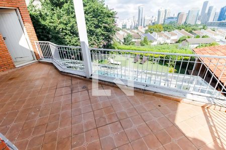 Varanda - Suíte 2 de casa à venda com 4 quartos, 360m² em Jardim Panorama, São Paulo