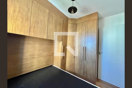 Quarto 1 de apartamento para alugar com 2 quartos, 40m² em Vila Mira, São Paulo