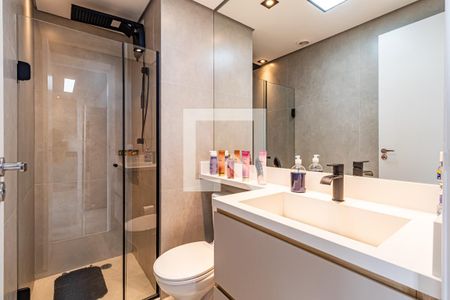 Banheiro de apartamento para alugar com 1 quarto, 33m² em Butantã, São Paulo