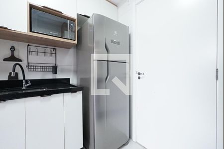 Cozinha de apartamento para alugar com 1 quarto, 30m² em Jardim da Gloria, São Paulo