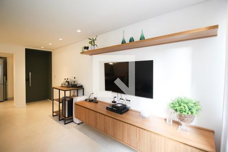 Sala de apartamento à venda com 2 quartos, 67m² em Vila Olímpia, São Paulo