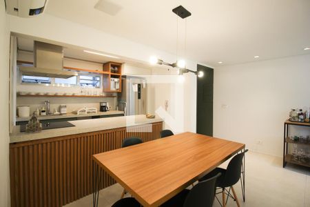 Sala de apartamento à venda com 2 quartos, 67m² em Vila Olímpia, São Paulo