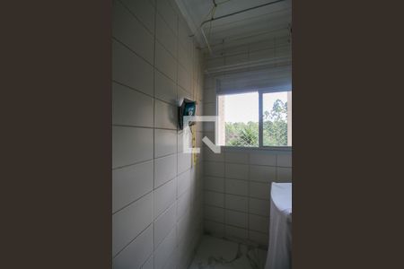 Lavanderia de apartamento para alugar com 3 quartos, 66m² em Parque Santa Laura, Ferraz de Vasconcelos