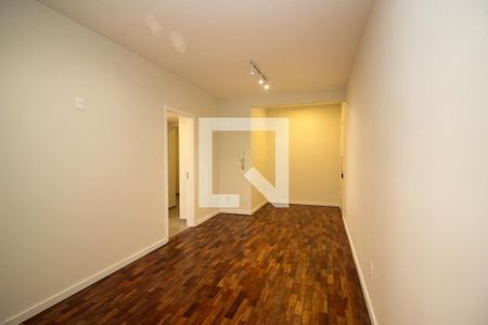 Sala de estar de apartamento à venda com 2 quartos, 157m² em Rio Branco, Porto Alegre