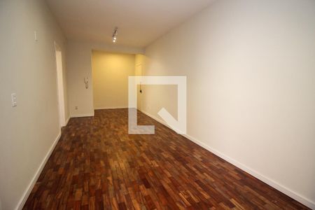 Sala de estar de apartamento à venda com 2 quartos, 157m² em Rio Branco, Porto Alegre