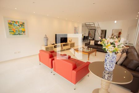 Sala de TV de casa à venda com 4 quartos, 540m² em Jardim do Colegio (zona Norte), São Paulo