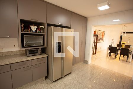 Cozinha de casa à venda com 4 quartos, 540m² em Jardim do Colegio (zona Norte), São Paulo