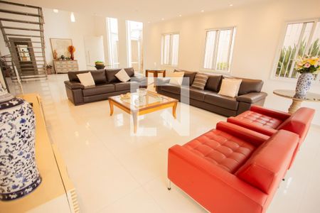 Sala de TV de casa à venda com 4 quartos, 540m² em Jardim do Colegio (zona Norte), São Paulo