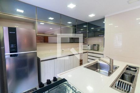 Cozinha de casa à venda com 4 quartos, 250m² em Indianópolis, São Paulo