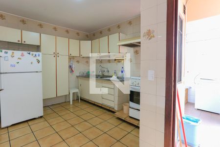 Cozinha de casa à venda com 4 quartos, 204m² em Vila Sao Luis, São Paulo