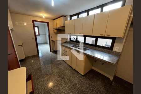 Cozinha de casa de condomínio à venda com 5 quartos, 600m² em Parque da Hipica, Campinas