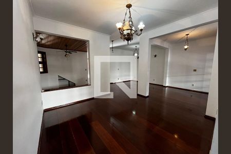 Sala de casa de condomínio à venda com 5 quartos, 600m² em Parque da Hipica, Campinas