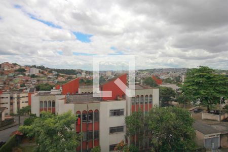 Quarto 1 vista de apartamento à venda com 3 quartos, 77m² em Conjunto California, Belo Horizonte