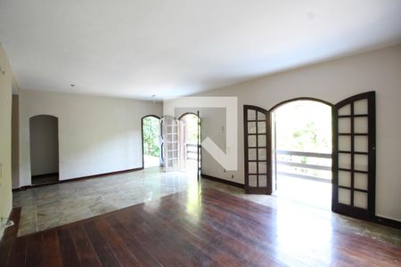 Sala de casa de condomínio à venda com 4 quartos, 229m² em Freguesia (jacarepaguá), Rio de Janeiro