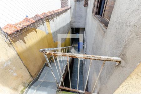 Escada Externa de casa à venda com 4 quartos, 101m² em Vila Palmeiras, São Paulo