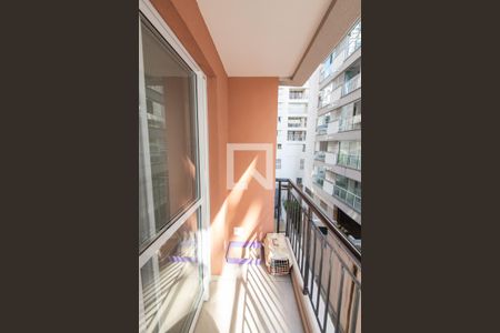Varanda de apartamento à venda com 2 quartos, 49m² em Vila Mariana, São Paulo