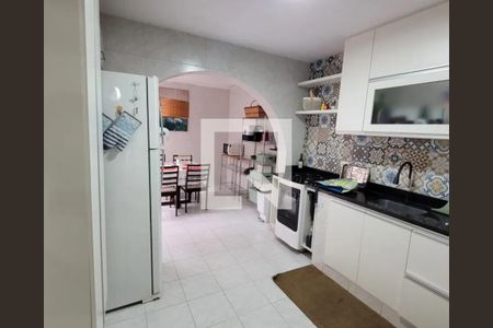 Cozinha de casa de condomínio à venda com 4 quartos, 92m² em Taquara, Rio de Janeiro
