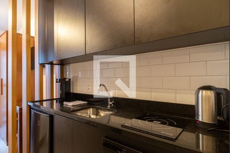 Cozinha de kitnet/studio para alugar com 1 quarto, 19m² em Bela Vista, São Paulo