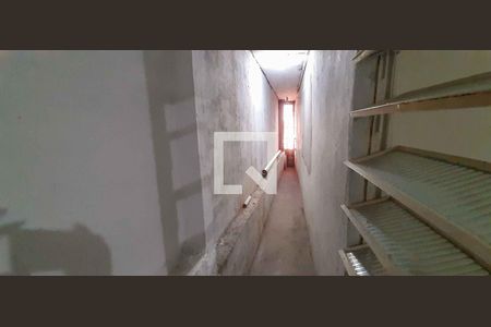 Casa 2 - Corredor de casa à venda com 7 quartos, 345m² em Jardim Roberto, Osasco