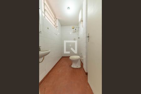 Edícula - Banheiro de casa para alugar com 3 quartos, 127m² em Parque Jabaquara, São Paulo