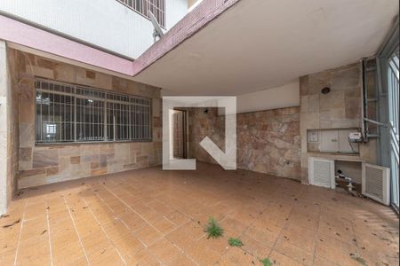 Garagem de casa para alugar com 3 quartos, 127m² em Parque Jabaquara, São Paulo
