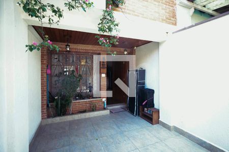 Garagem de casa à venda com 2 quartos, 110m² em Jardim da Saúde, São Paulo