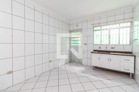 Cozinha de casa para alugar com 1 quarto, 24m² em Vila Espanhola, São Paulo