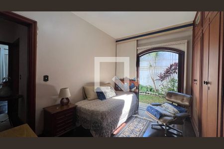 Quarto 1 de casa para alugar com 4 quartos, 485m² em Alto de Pinheiros, São Paulo