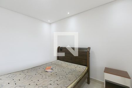 Quarto 2 de casa para alugar com 2 quartos, 60m² em Jardim Santana, São Paulo