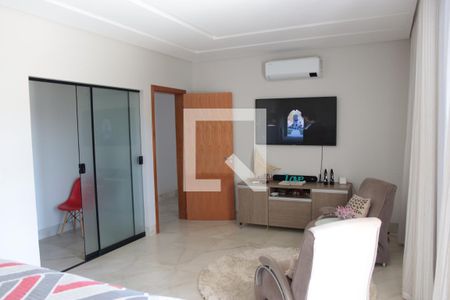 Suíte 2 de casa de condomínio à venda com 4 quartos, 380m² em Setor Progresso, Goiânia
