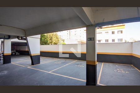 Garagem de apartamento à venda com 3 quartos, 78m² em Sagrada Família, Belo Horizonte