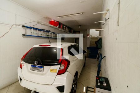 Garagem de casa à venda com 3 quartos, 200m² em Tremembé, São Paulo