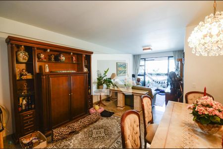 Sala de apartamento à venda com 4 quartos, 154m² em Tijuca, Rio de Janeiro