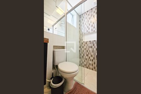 Banheiro de kitnet/studio para alugar com 1 quarto, 25m² em Vila Santana, São Paulo