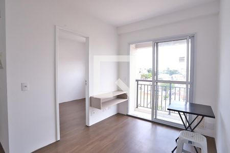 Sala de apartamento para alugar com 2 quartos, 38m² em Vila Invernada, São Paulo